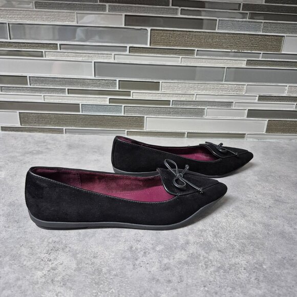 8 Aerosoles Doran Black Suede Pointy Toe Flats - Picture 3 of 8
